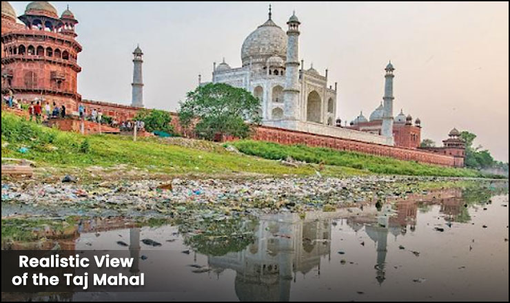 Realistic View of the Taj Mahal